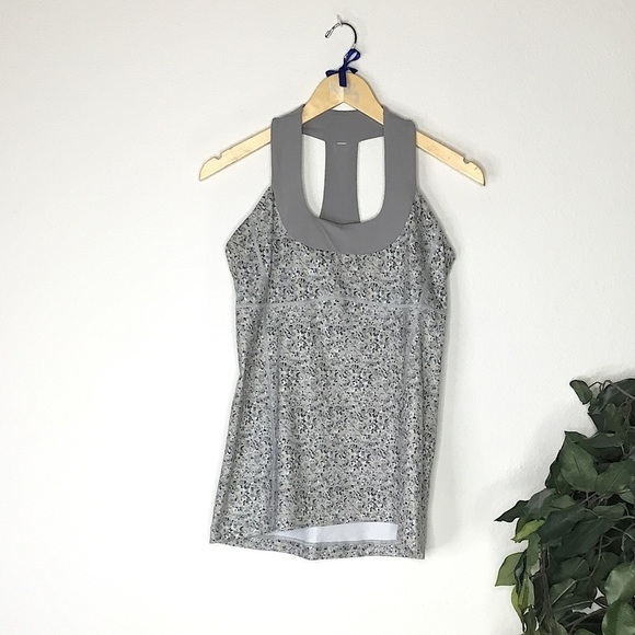 Lululemon Workout Tank Top - Picture 1 of 6